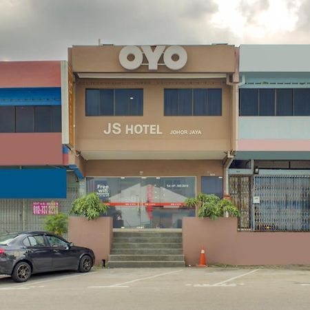 Oyo 89985 Js Hotel Johor Bahru Exterior foto